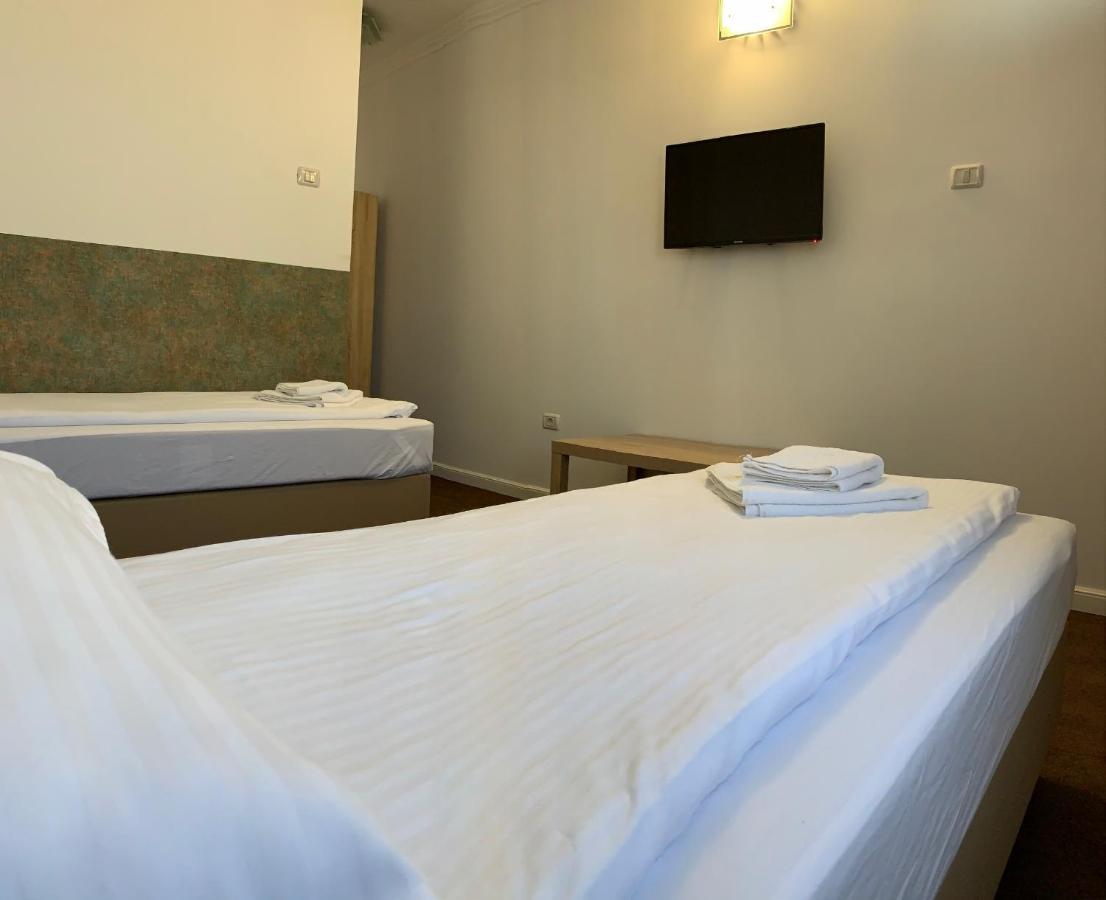 Motel Ruta 33 Arad Exterior photo